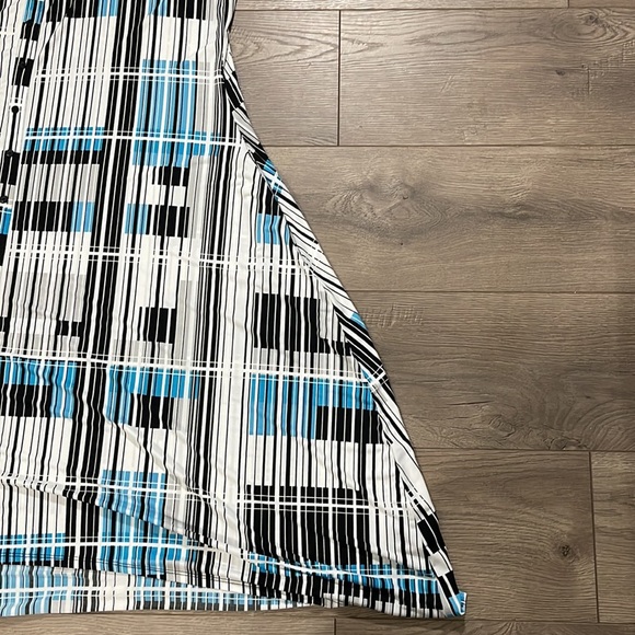 Avenue Women's Geometric Dress with Hidden pockets, Size 20 - Picture 2 of 10